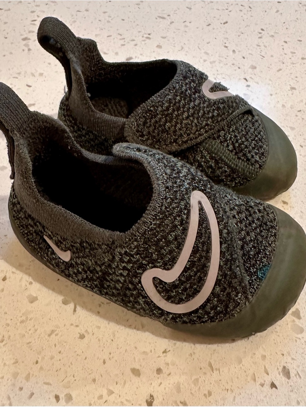 Nike Swoosh 1 Walker Shoes 6C